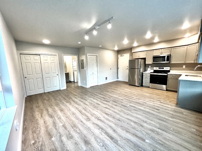 Photo - 2330 Yakima Ct Unit A202