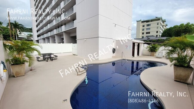 Building Photo - 1419 Dominis St Unit #308