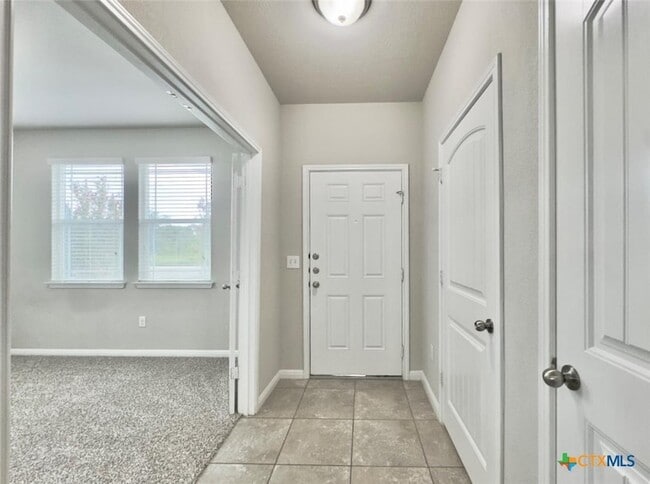 Photo - 308 Craters of the Moon Blvd