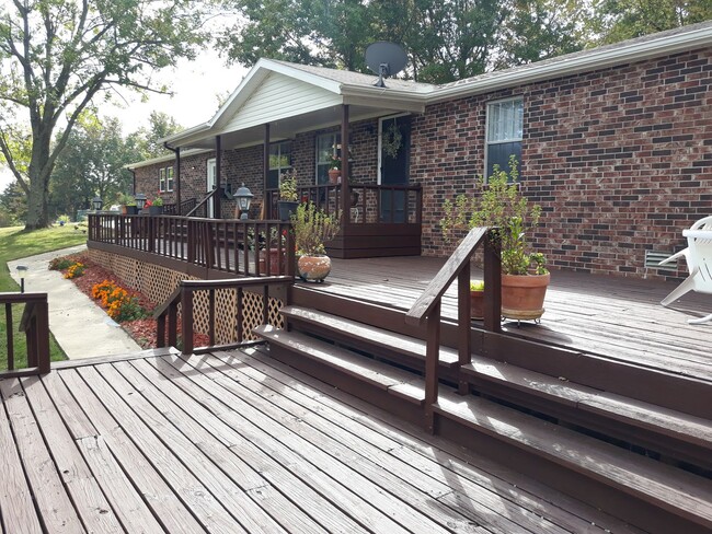 Photo - 4 bedroom 2 bath home, 2 car garage, SECLUDED AND PRIVATE, South FAY, 4 acres