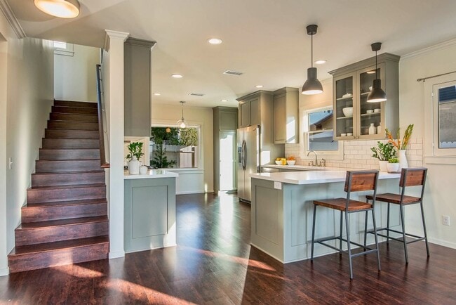 Photo - 1012-1014 Manzanita St Unidad 1012