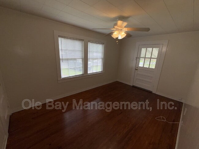 Photo - 454 Magnolia Rd