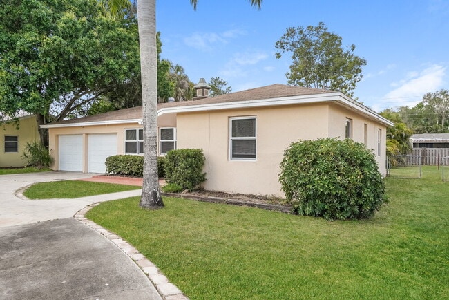 Photo - 1887 Sunset Pl