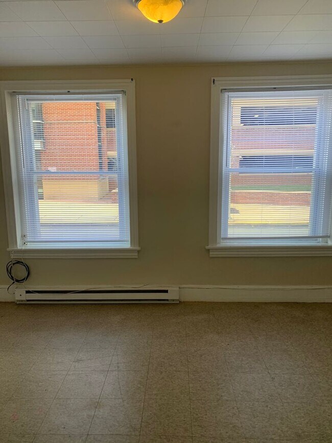 Photo - 725 Washington St Unit 105 Poplar