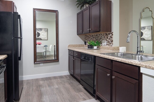 Photo - POINTE AT GREENVILLE APARTMENTS