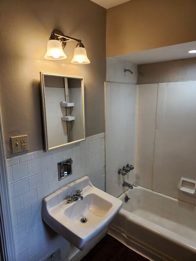 Photo - Conveniently Located One Bedroom Apartment! - Rent + all utilities included!