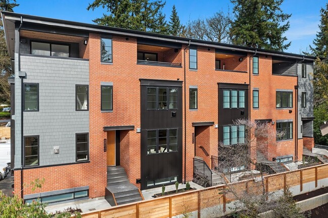 3Bd/4Ba Bellevue Townhouse - 3Bd/4Ba Bellevue Townhouse