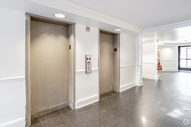 Elevators - Hampshire House Apartments