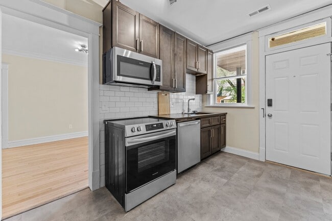 Photo - 7350 Amherst Ave Unidad 1E