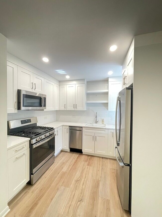 Photo - 8326 Christiana Ave Unidad 1W