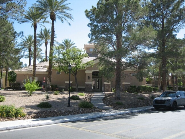 Photo - Single story, gated, 3bed, 2bath, 2car garage, Club house, Community Pool, Spa, Fitness room, CCRs
