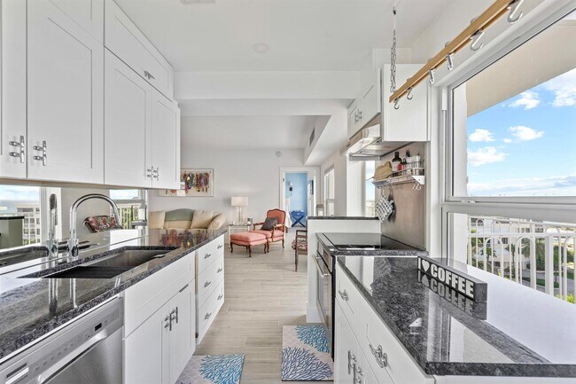 Photo - 3230 S Ocean Blvd Unidad 3230