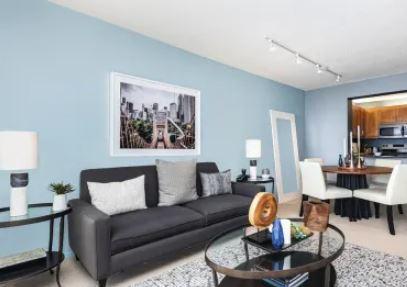 Building Photo - 2 bedroom in Chicago IL 60601 Unit 1-3811 Rental