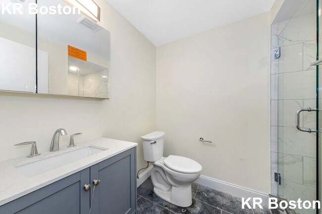 Photo - 72 Stanley Ave Unidad 1