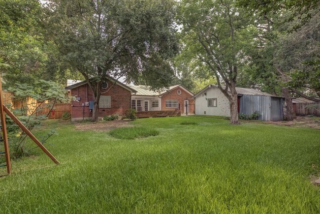 Photo - 9010 Carousel Ln