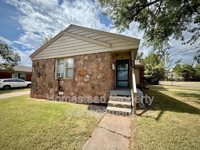 Building Photo - 819 N Key Blvd Rental
