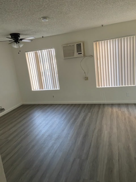 Photo - 1325 Hoover S St Apartments Unit 301
