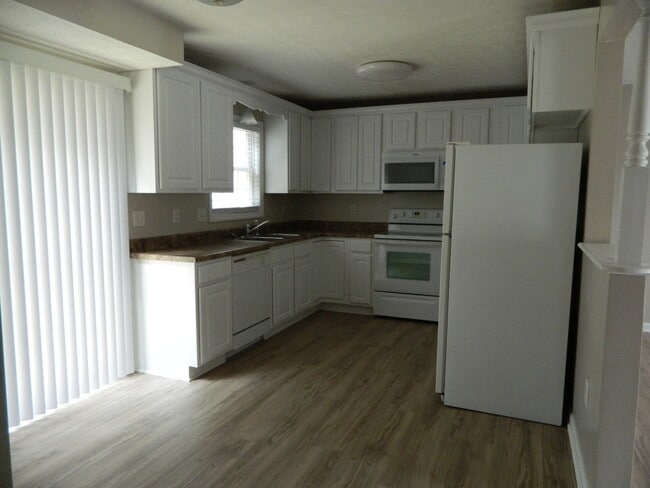 Photo - 1210 Cedar St