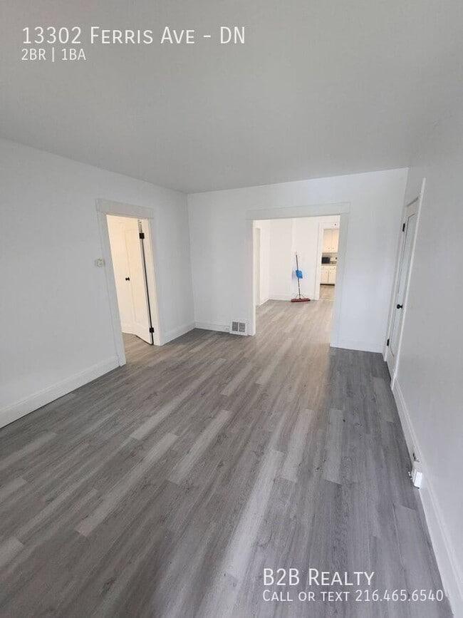 Photo - 13302 Ferris Ave Apartamento Unidad DN