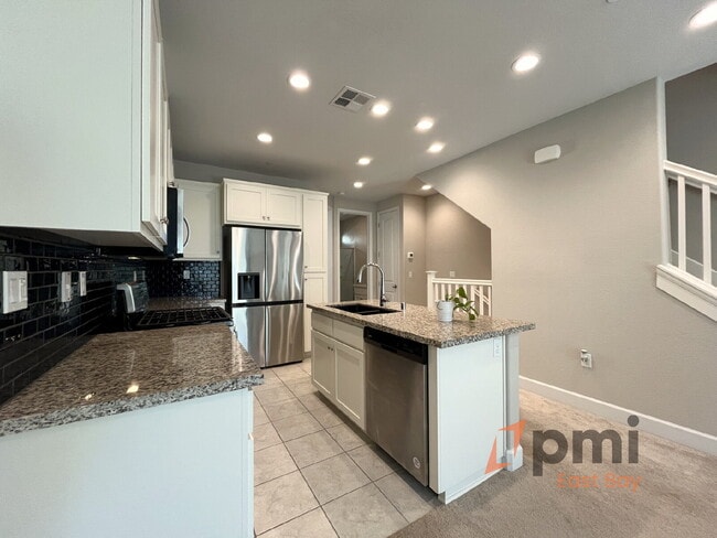 Photo - Contemporary Modern 3Bd Townhome in Muir H...