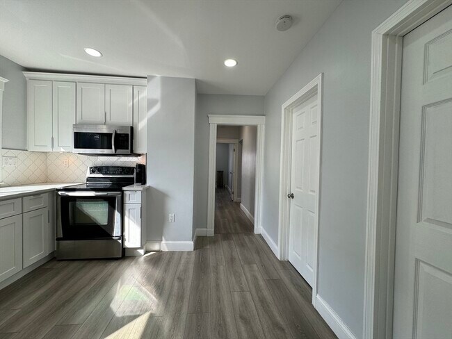Photo - 103 Bowen Ave