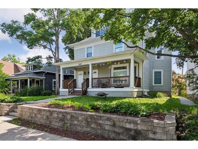 Photo - 3023 Dupont Ave S