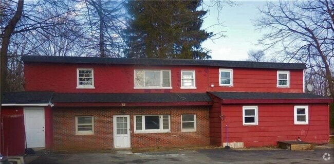 Building Photo - 14 Maurice Ln Unit 1 Rental