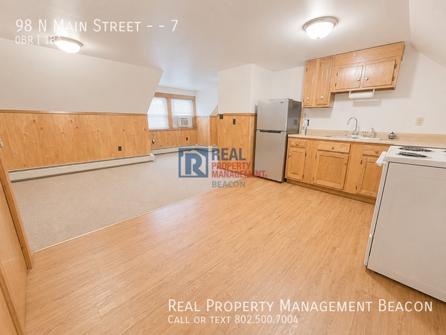 Building Photo - 98 N Main St Unit 7