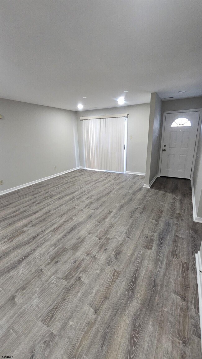 Photo - 184 Heather Croft Unit 184