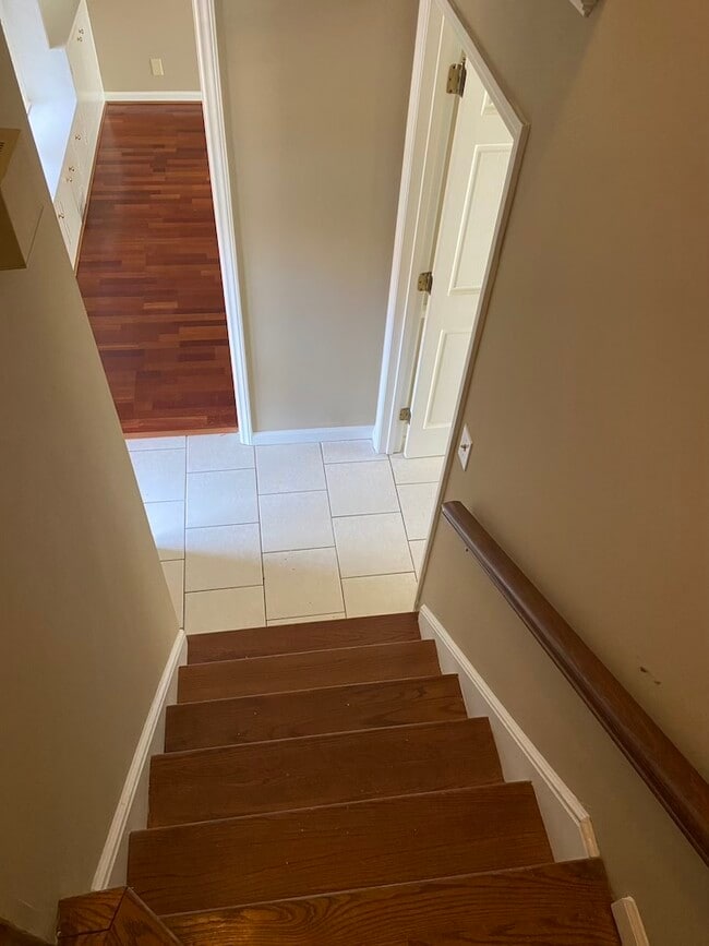 Photo - 4 Holdsworth Ct