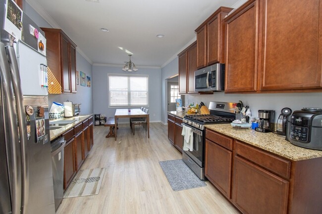 Photo - Beautiful 3-Bedroom Home in Burnside Farms – Furnishings Included & Fire Pit!