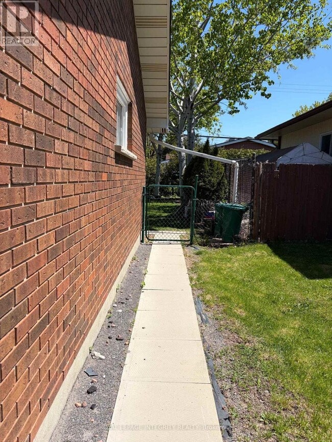 Photo - 2175 Martha Ave