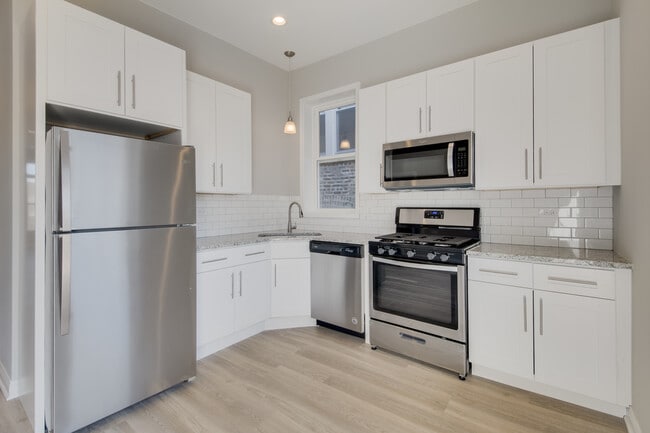 Photo - 1536 N Talman Ave Unit 1