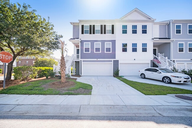 Photo - 101 Winding River Dr