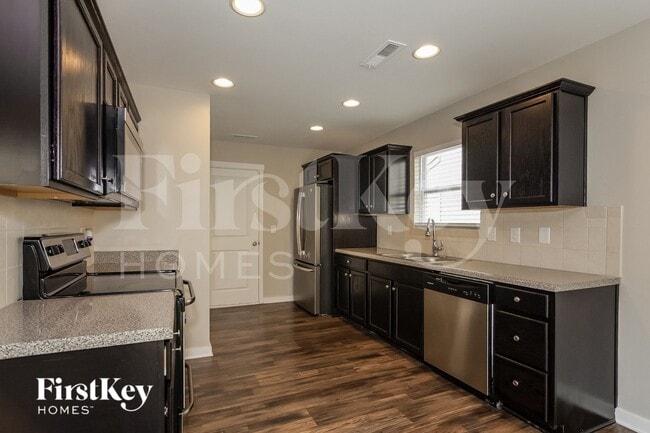 Photo - 4908 Gibbons Link Rd