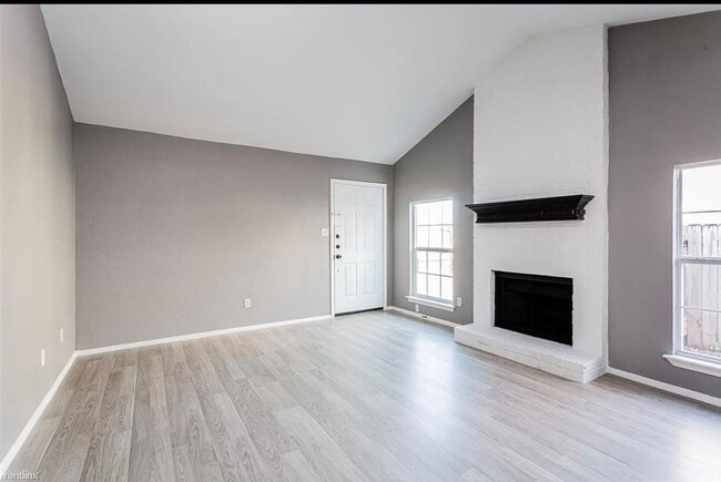 Photo - 4900 E Stassney Ln Unit A