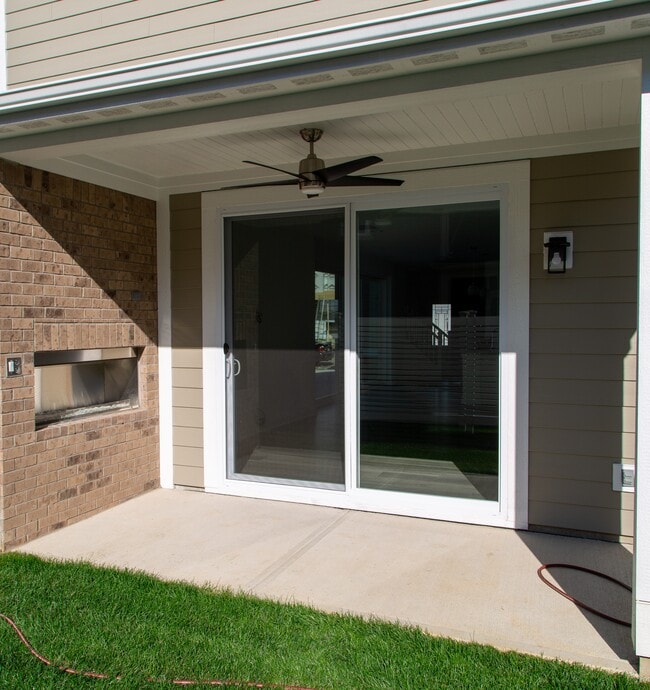 Photo - 14275 Larson Dr