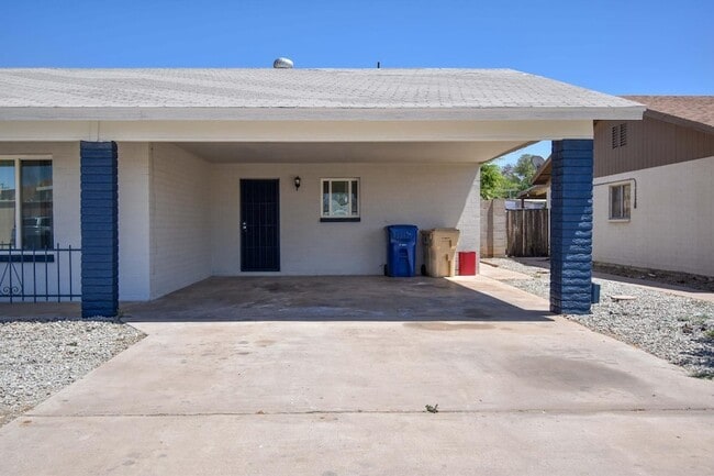 Photo - 6819 N 64th Ave