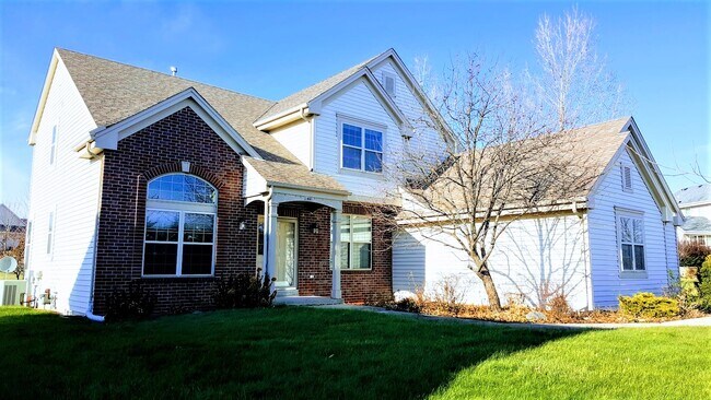 Photo - 1805 Deer Path