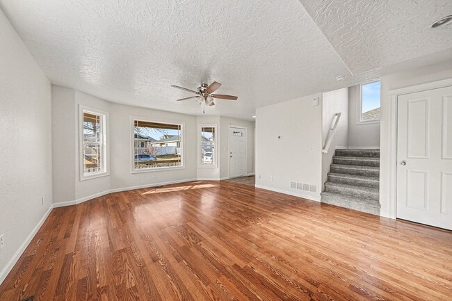 Photo - 4316 Paintbrush Dr