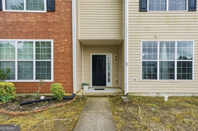 Photo - 166 Odyssey Dr NW