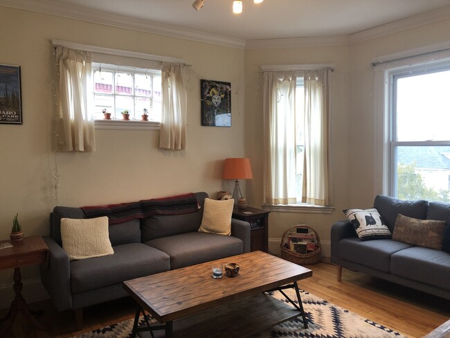 Photo - 21 Lewis St Unit 3