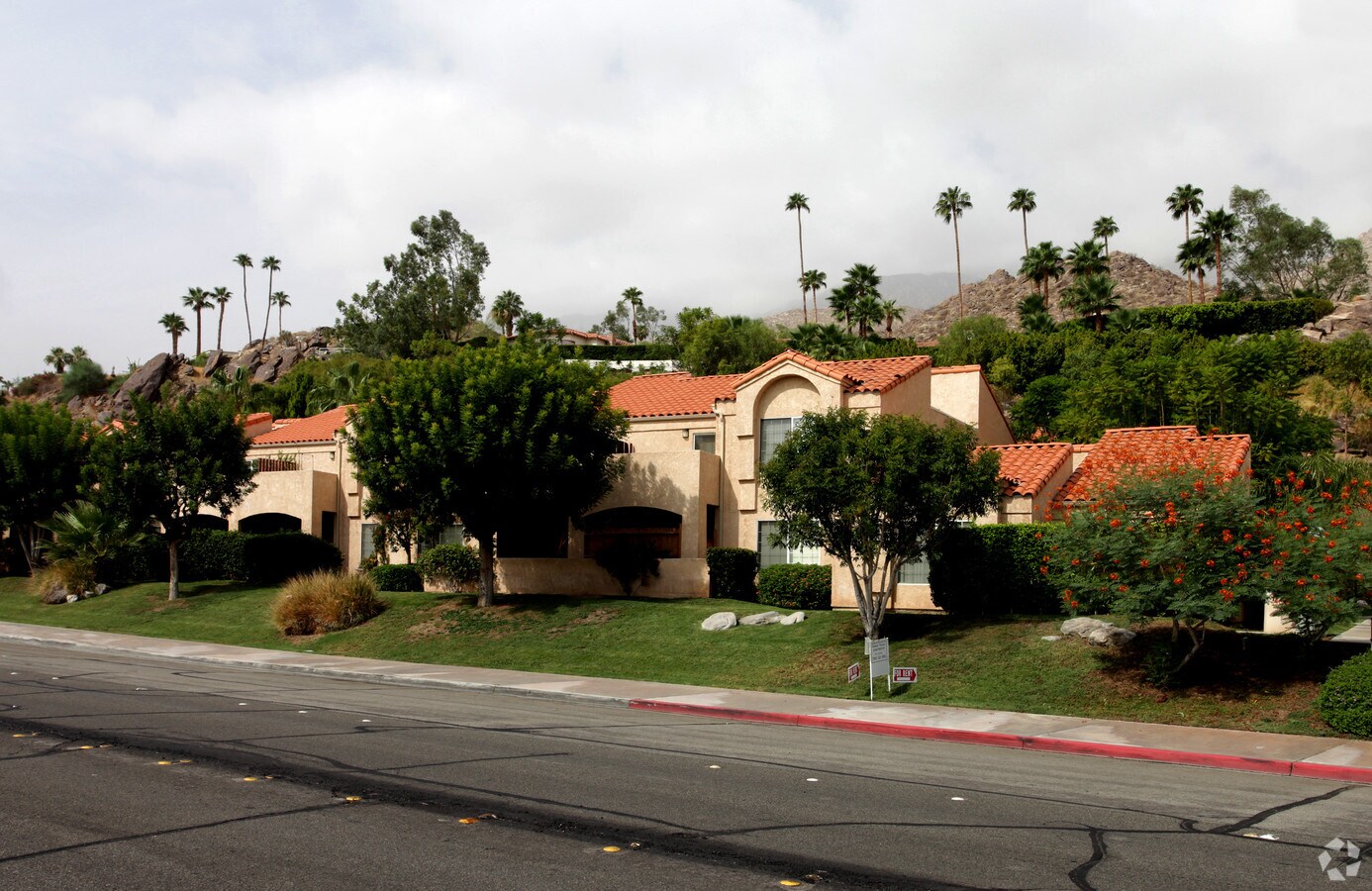 Copa Terraces - Copa Terraces Apartments