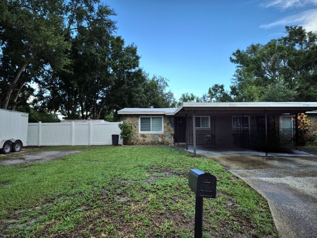 Photo - 7755-7765 64th Way N Apartamento Unidad 7765