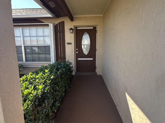 Photo - Charming 2-Bed, 2-Bath Retreat in Port Charlotte!