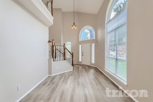 Photo - 3409 Bradford Dr