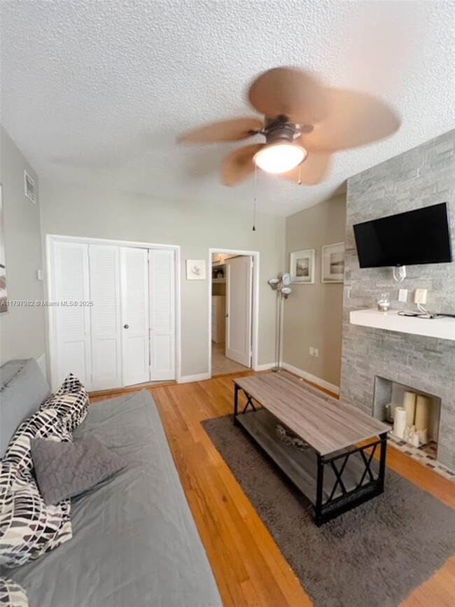 Photo - 750 Euclid Ave Condo Unit 6