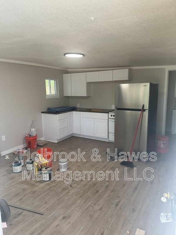 Photo - 323 1/2 Scott Avenue