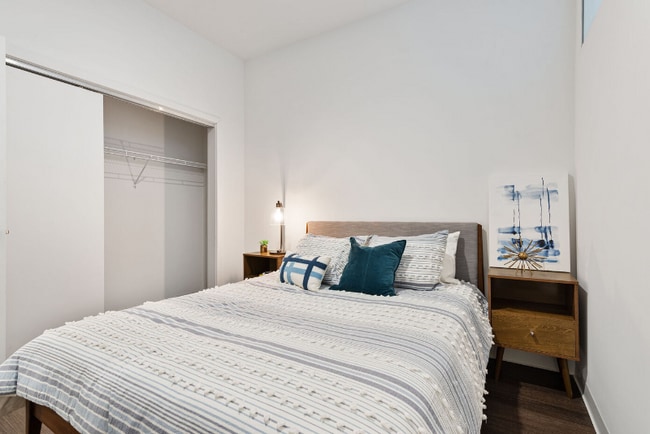 Photo - 1975 N Milwaukee Ave Unit 203