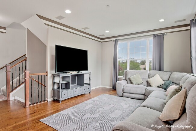 Photo - 101 Lexington Ln